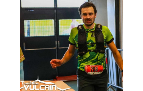 Quentin sur les monotraces du Trail de vulcain